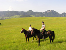 Poland-Highlands-Pieniny Mountain Explorer